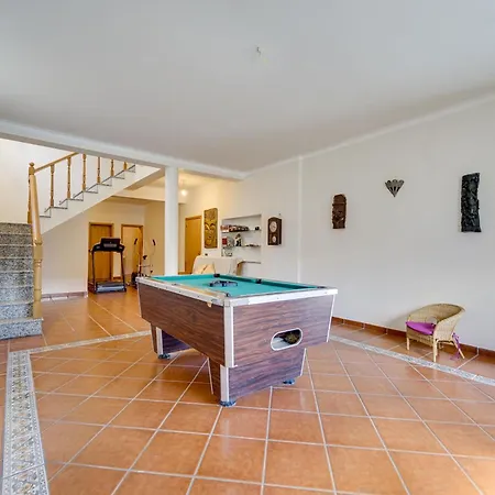 Luxury Algarve Villa Armação de Pêra